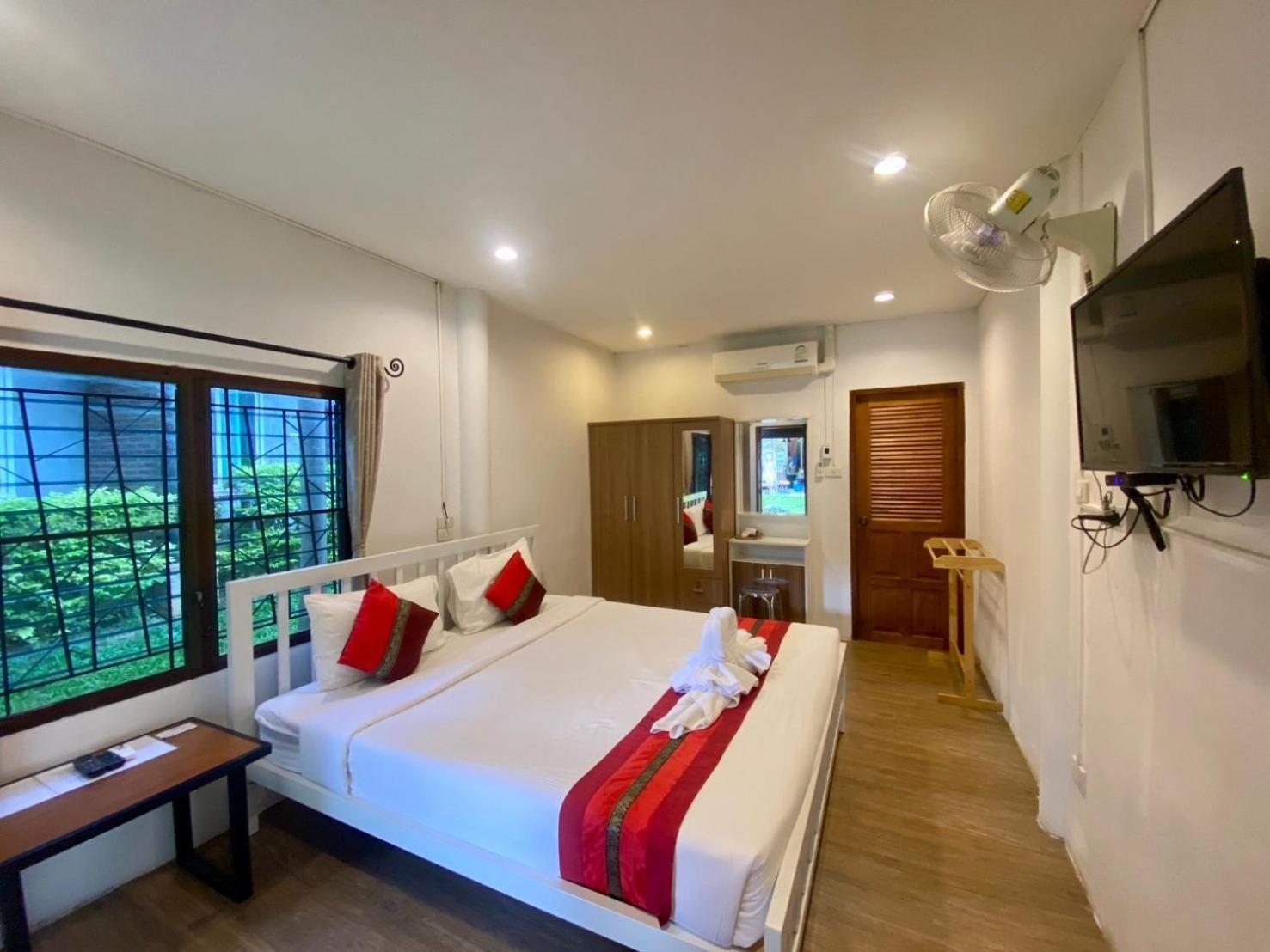 Home Inn Pai Garden Bagian luar foto