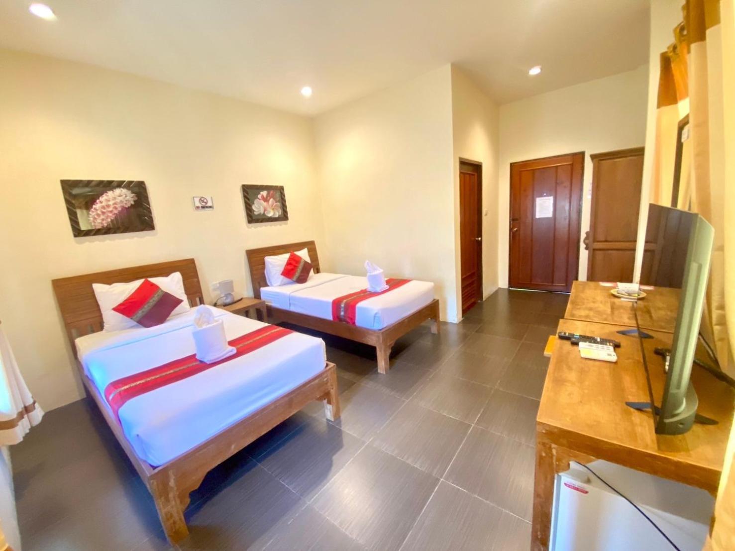 Home Inn Pai Garden Bagian luar foto