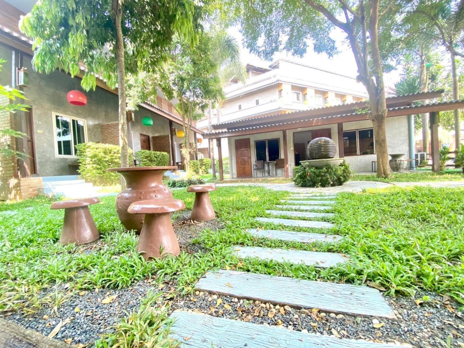 Home Inn Pai Garden Bagian luar foto