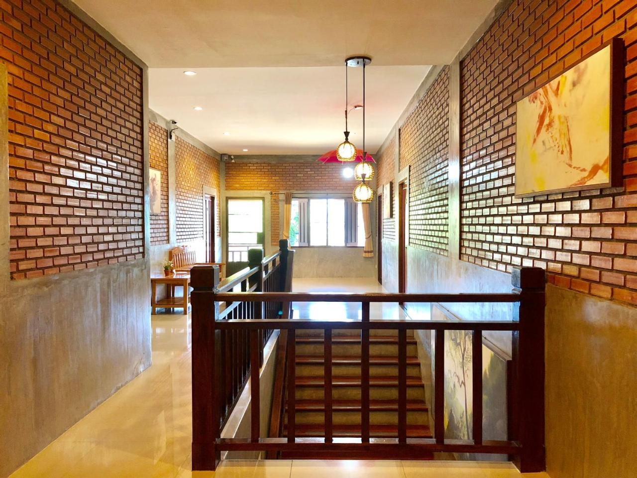 Home Inn Pai Garden Bagian luar foto