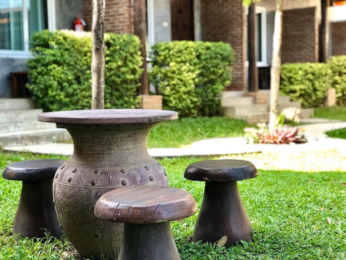 Home Inn Pai Garden Bagian luar foto